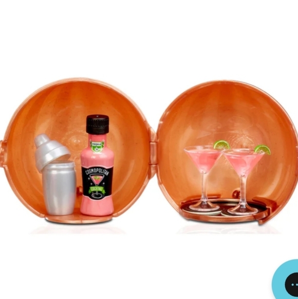 Adults MGA's Mini Verse Make It Mini Happy Hour Mystery Pack - Picture 2 of 6